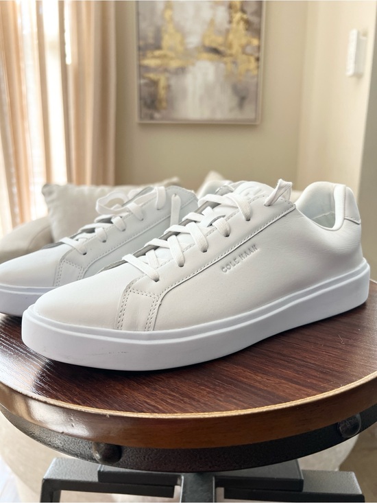 Cole Haan Shoes - Cole Haan Women’s White Leather Classic Low-Top Sneakers. Excellent Condition. 9